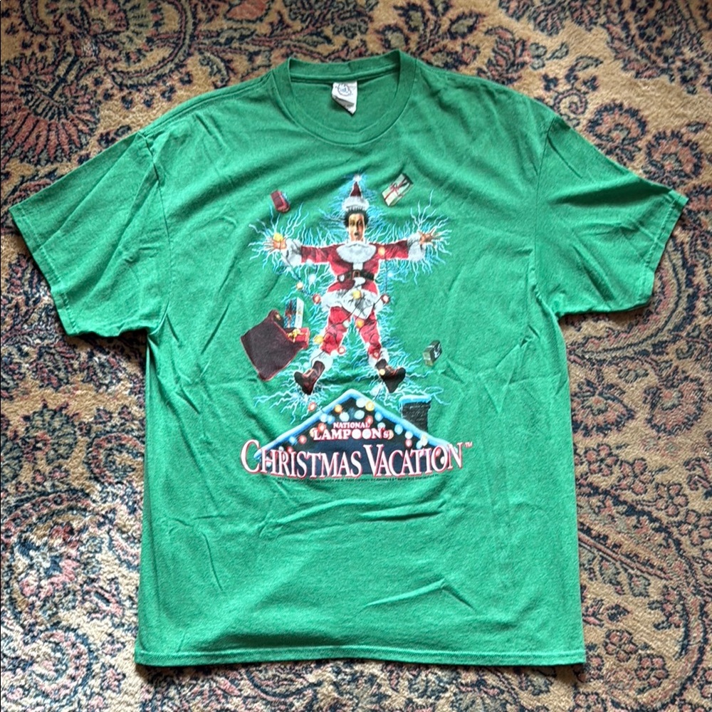 Delta XL Green Short Sleeve Tee with Cartoon Graphic National Lampoons Xmas Vaca